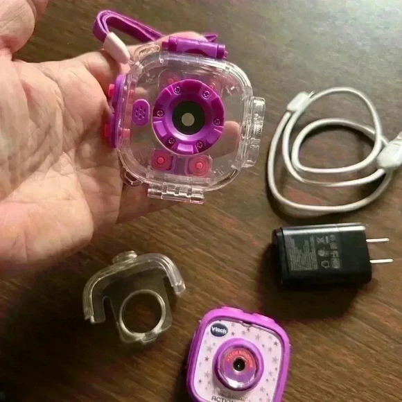 Vtech Kidizoom Digital Camera/ Action Camera. Carry Case. Protective Case. Pink - Picture 4 of 8